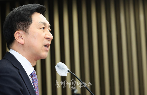 국민의힘 김기현 대표가 16일 국회에서 열린 정책의원총회에서 발언하고 있다.